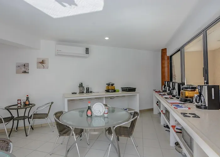 Hotel Cabo Pedegal Special Sleeps 2 Or 3 Or 4 Persons